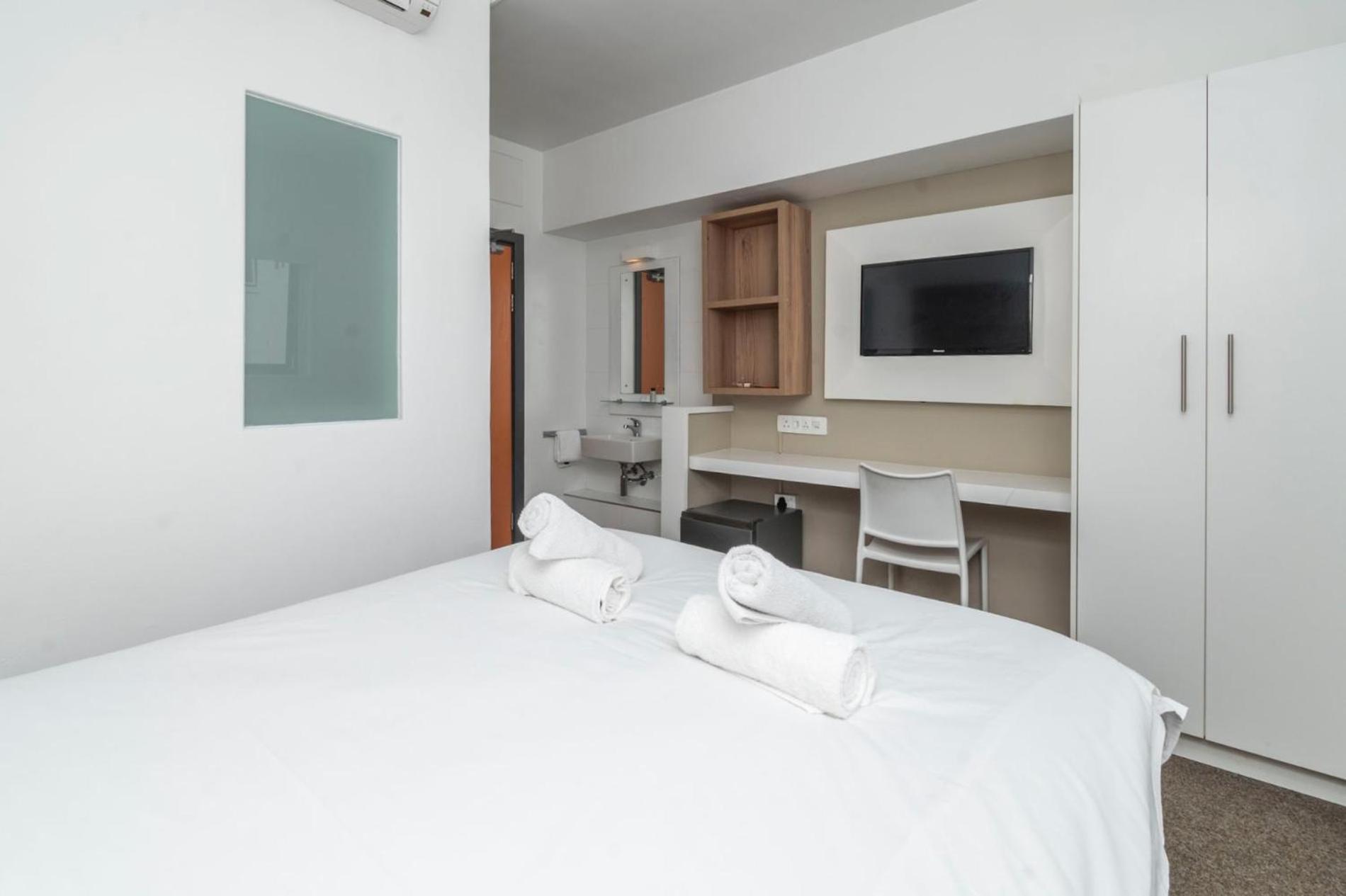 Metropole Private In Social Setting * Le Cap